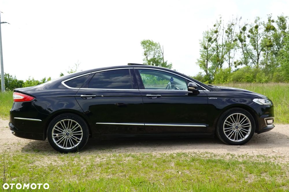 Ford Mondeo Vignale 2.0 TDCi 4WD PowerShift - 2