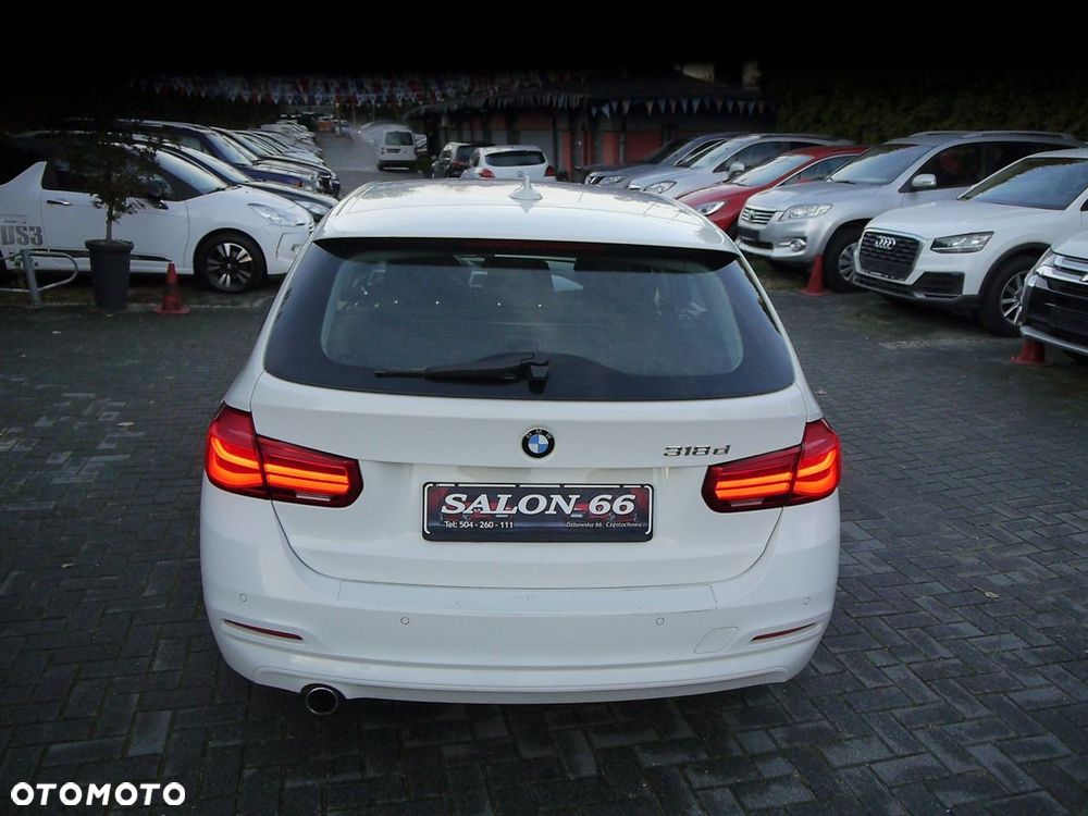 BMW Seria 3 318d Luxury Line - 10