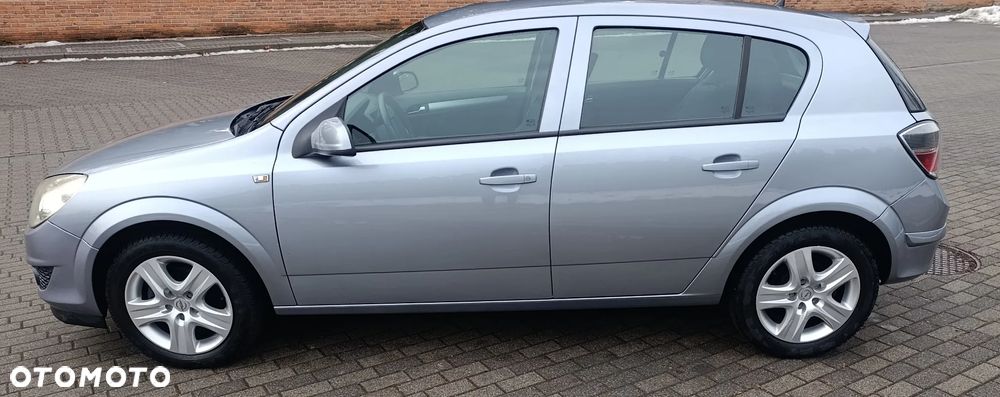 Opel Astra 1.4 Selection - 8