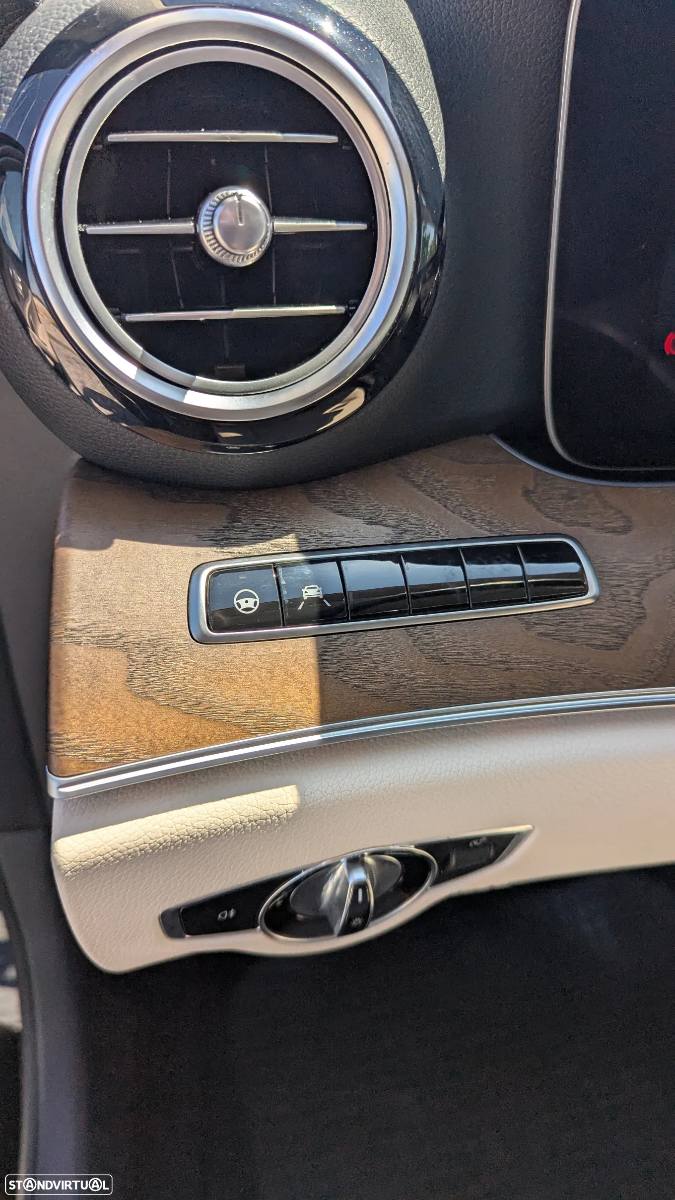 Mercedes-Benz E 220 d Exclusive Line - 13