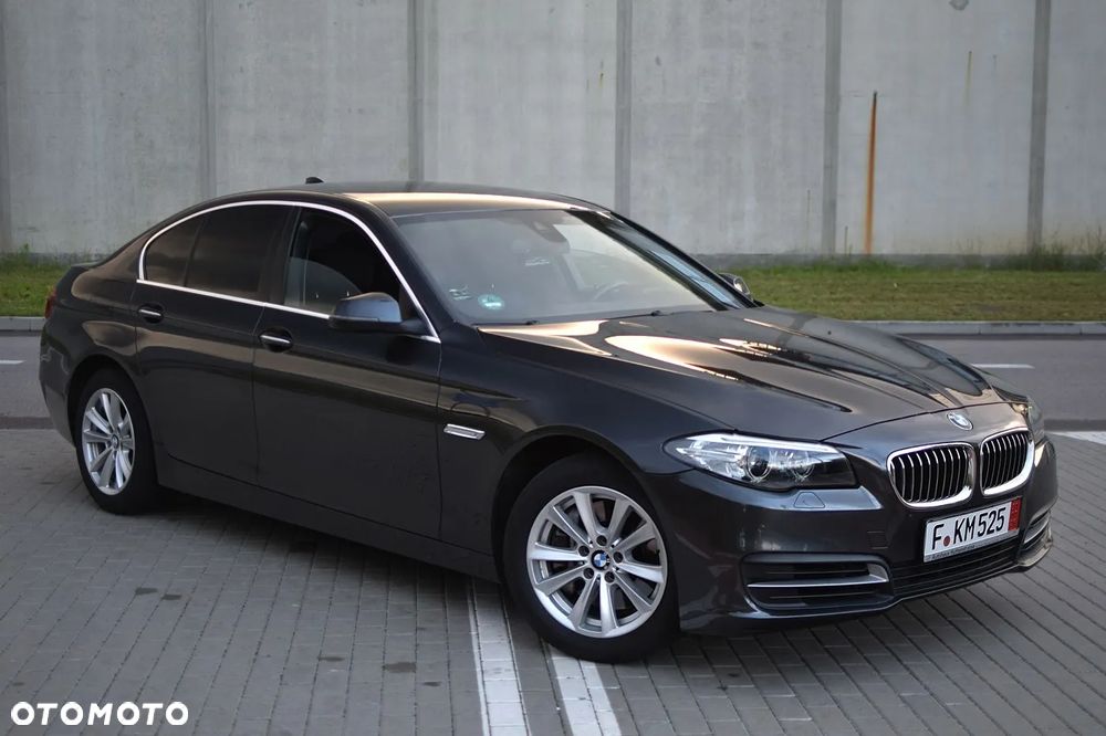 BMW Seria 5 525d Sport-Aut - 13