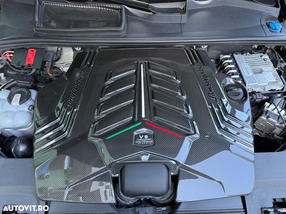 Lamborghini URUS - 14
