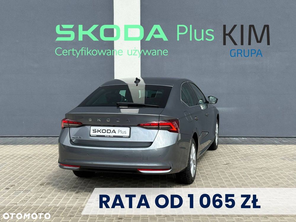 Skoda Octavia 1.5 TSI mHEV Selection DSG - 2