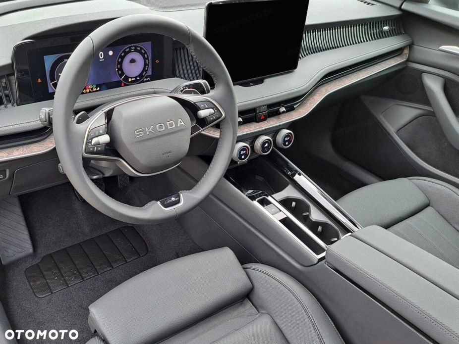 Skoda Superb 2.0 TDI SCR L&K DSG - 8