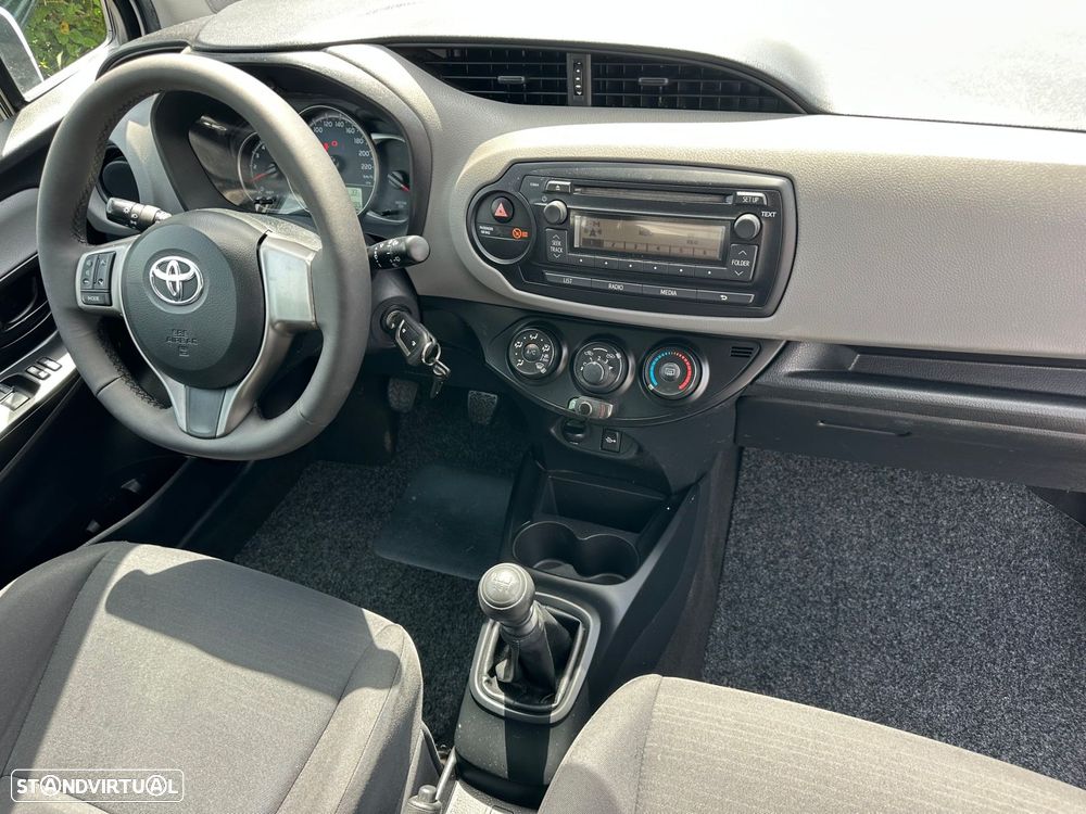 Toyota Yaris 1.4 D-4D AC - 14