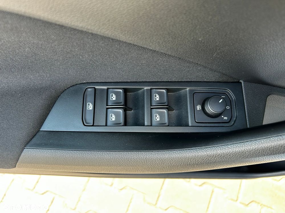 Skoda Kamiq 1.0 TSI Ambition DSG - 13