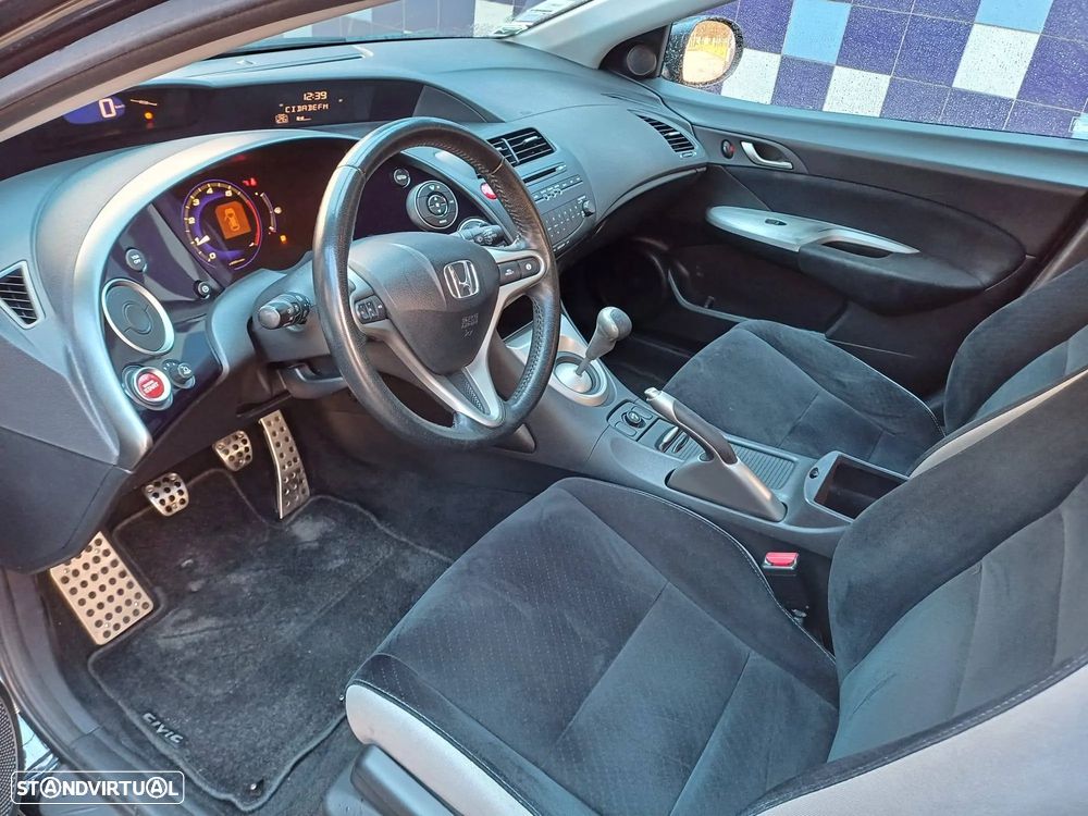 Honda Civic 1.4 Comfort - 6