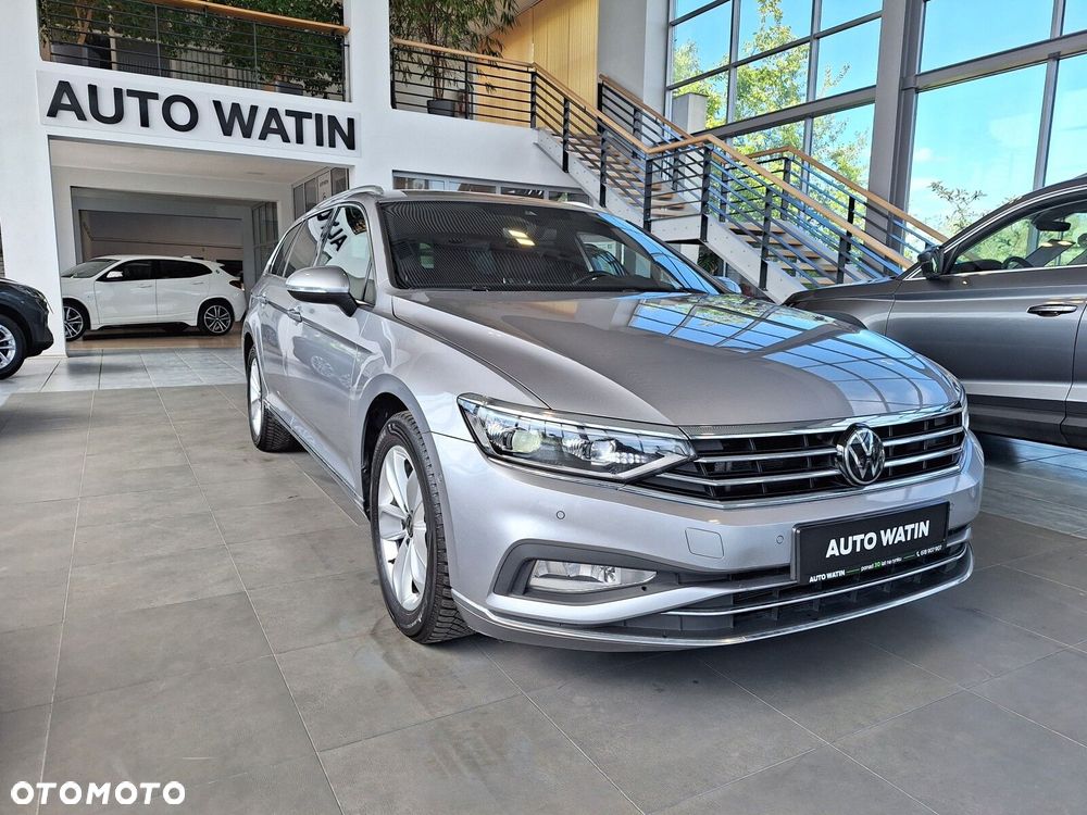 Volkswagen Passat Variant 2.0 TDI Elegance DSG - 4