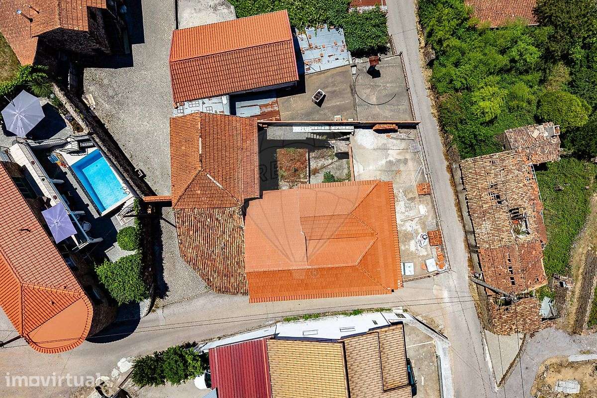 Moradia T1 para venda - Grande imagem: 4/48