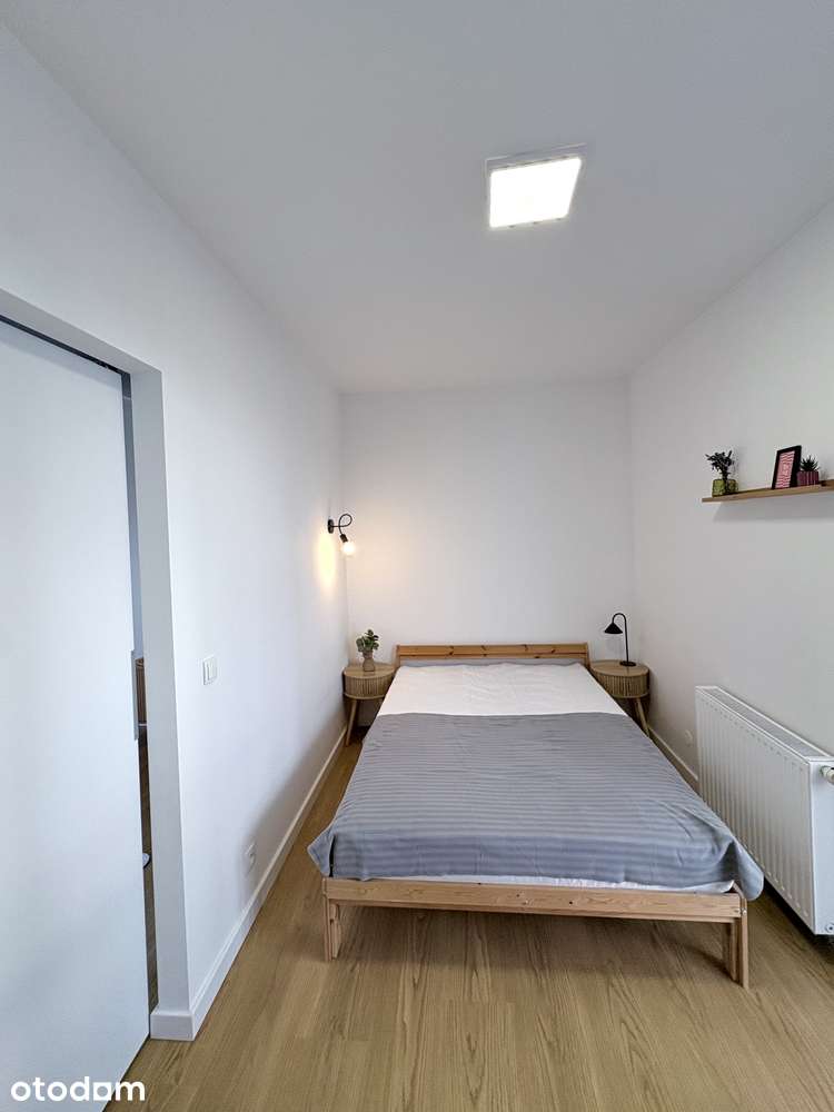 METRO POD KLATKĄ! Jasne 40m2 + loggia na 11 piętrze, Kondratowicza 22!