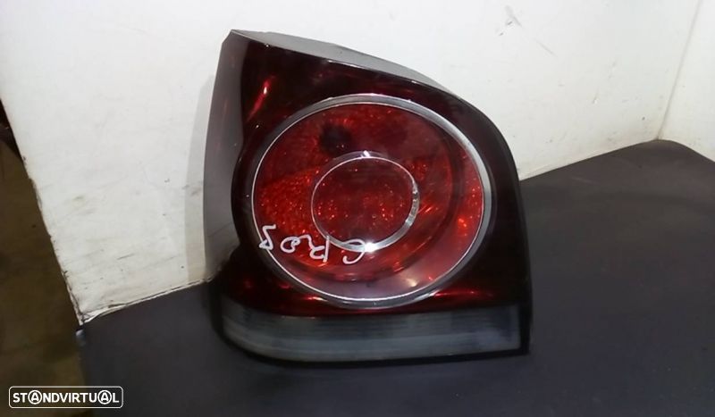 Farolim Stop Esq Volkswagen Polo (9N_) - 1