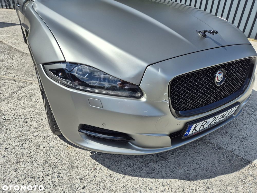 Jaguar XJ 3.0 T AWD LWB Portfolio - 7