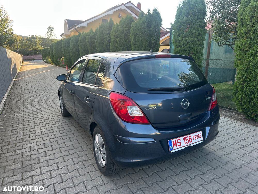Opel Corsa - 8