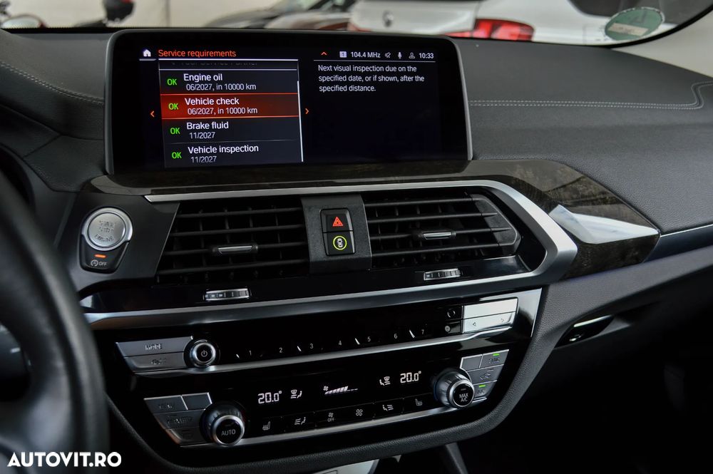 BMW X3 xDrive20i AT Luxury Line - 28