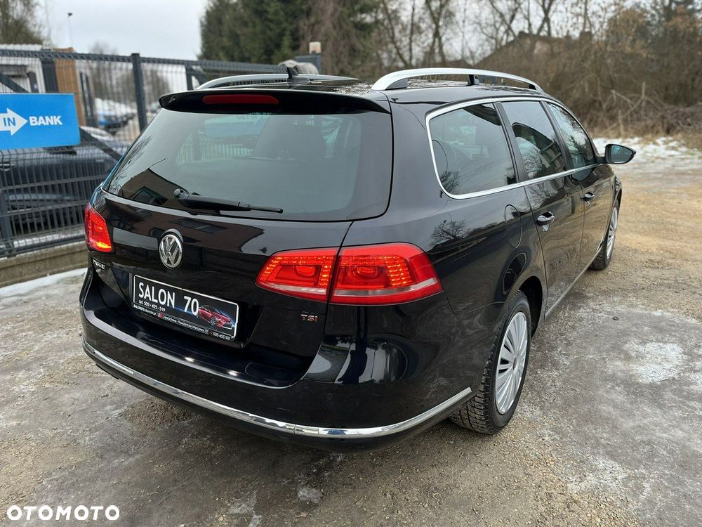 Volkswagen Passat - 4