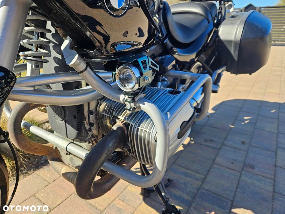 BMW R - 1