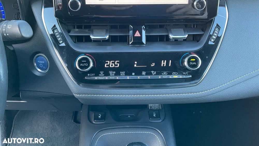 Toyota Corolla 1.8 HSD Exclusive tapiterie Neagra - 35