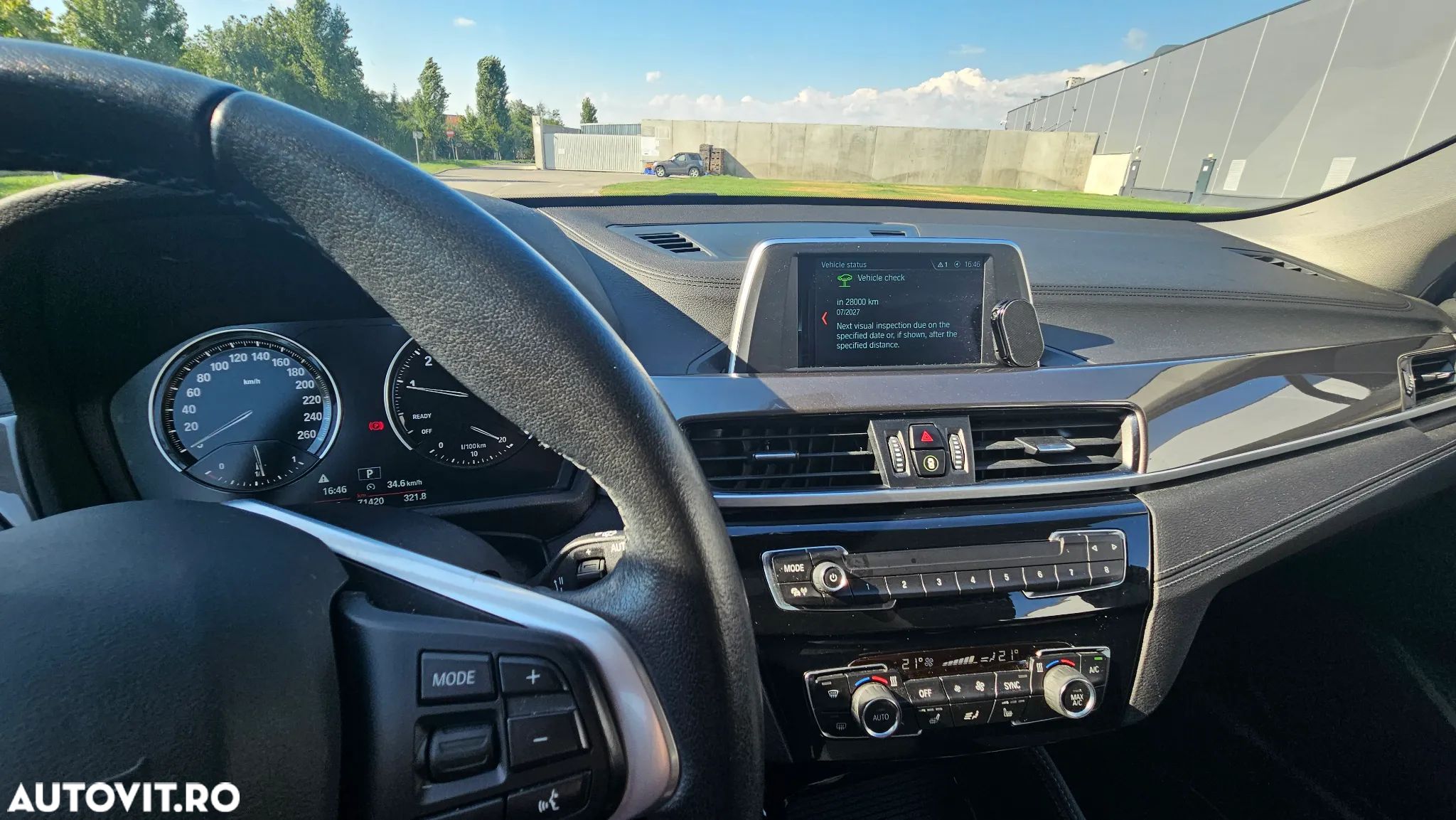 BMW X1 - 1
