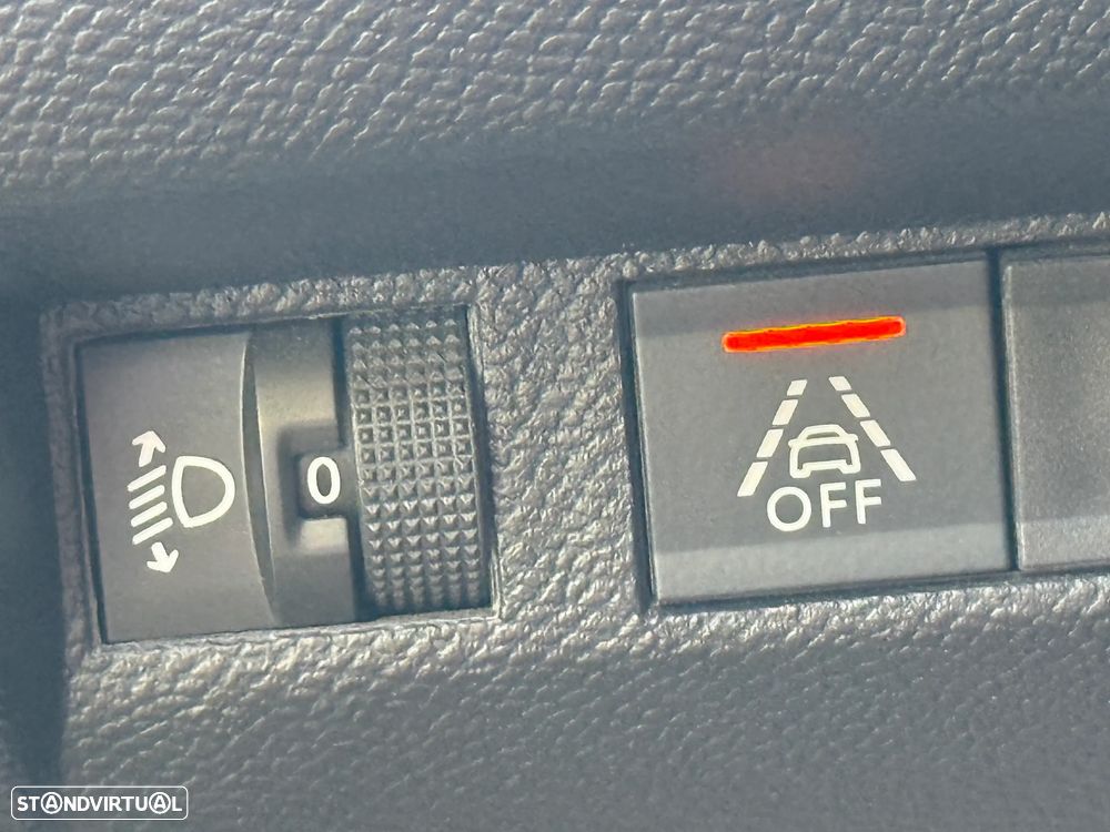 Peugeot 208 1.5 BlueHDi Active Pack - 25