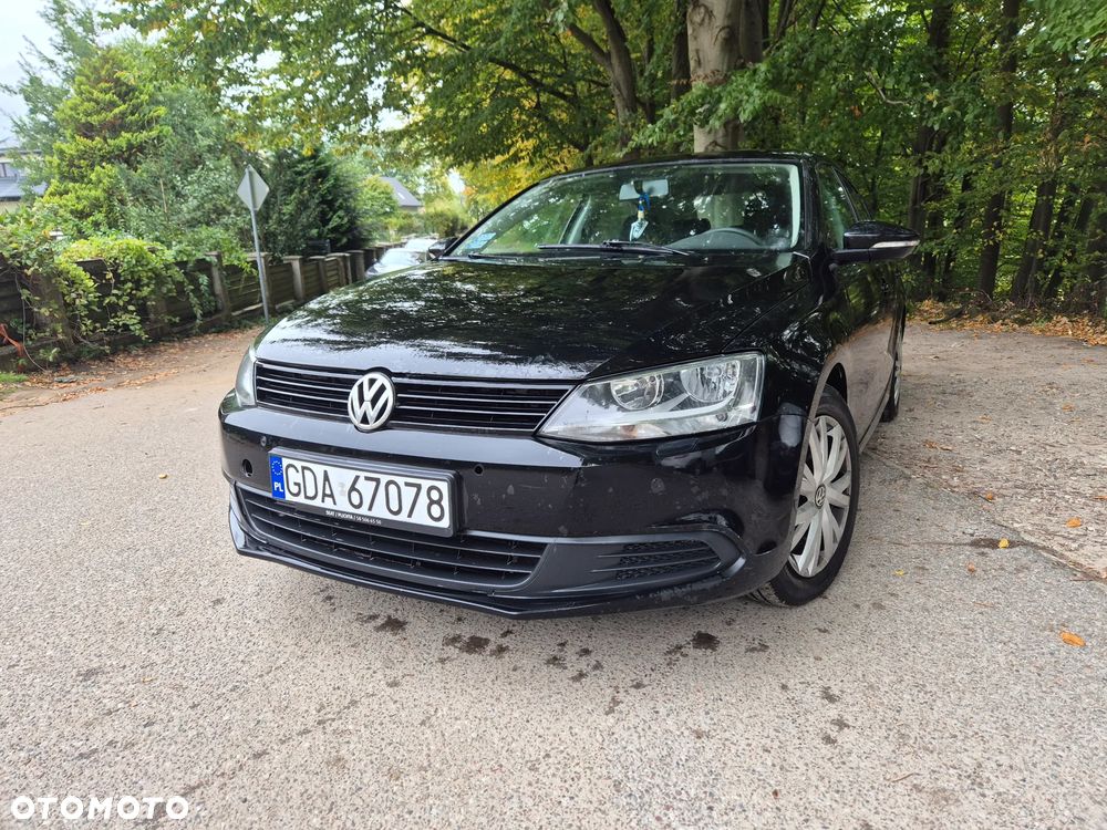 Volkswagen Jetta 1.6 TDI Comfortline - 1
