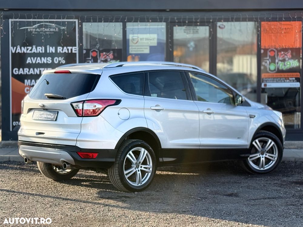 Ford Kuga 2.0 TDCi 4x4 Aut. Titanium - 4