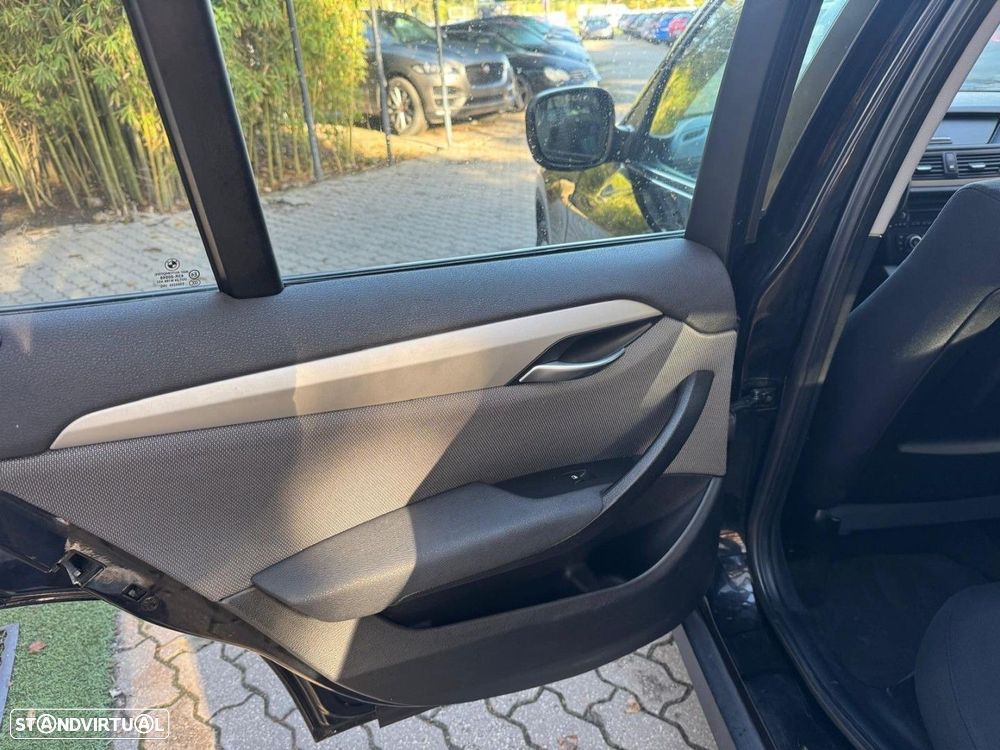 BMW X1 20 d sDrive - 12