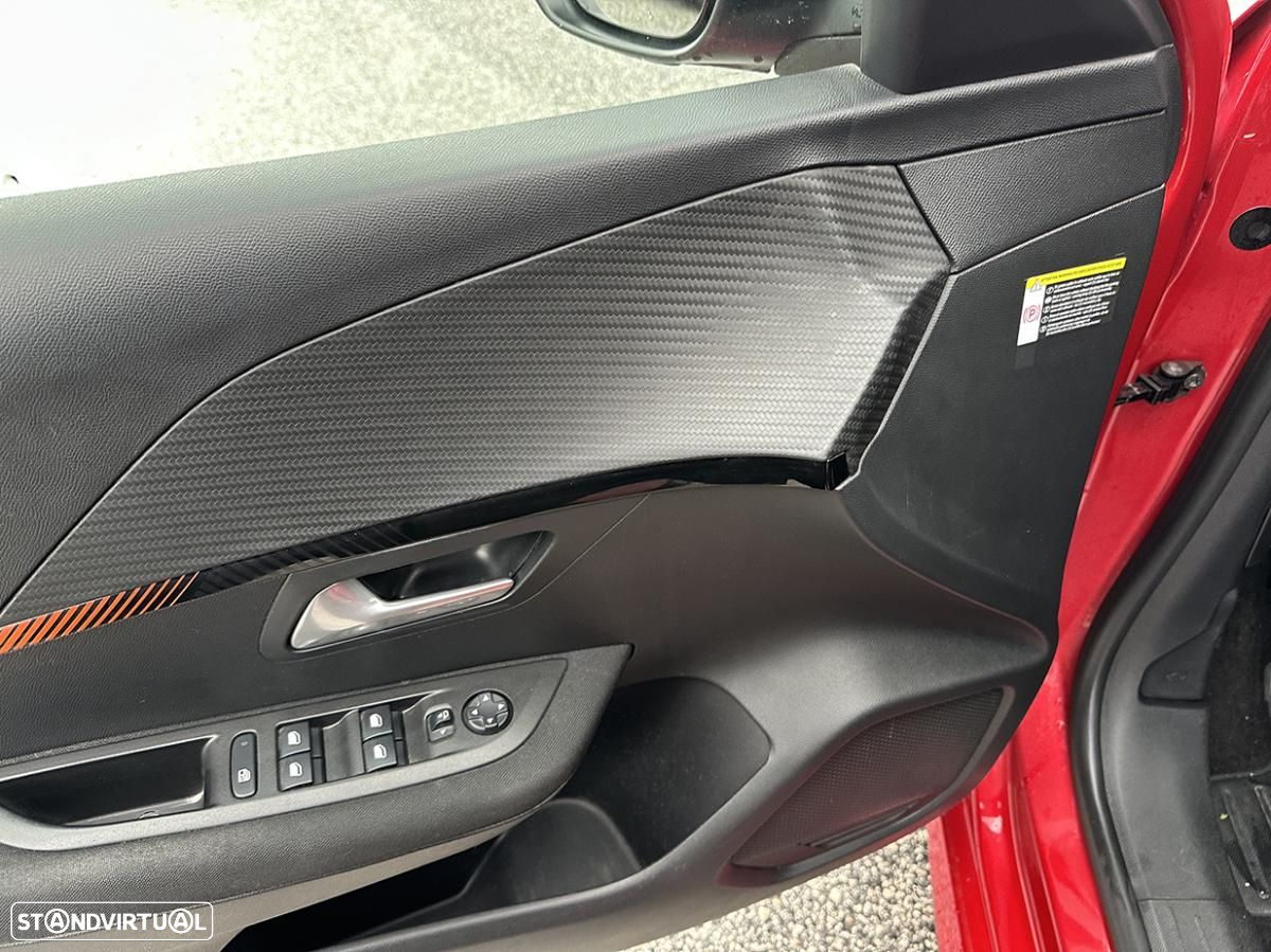 Peugeot e-208 Active - 12