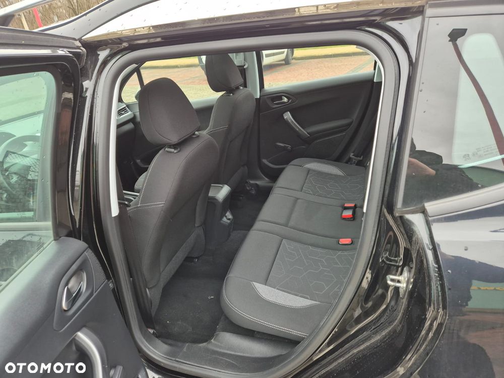 Peugeot 2008 1.2 Pure Tech GPF Allure S&S EAT6 - 12