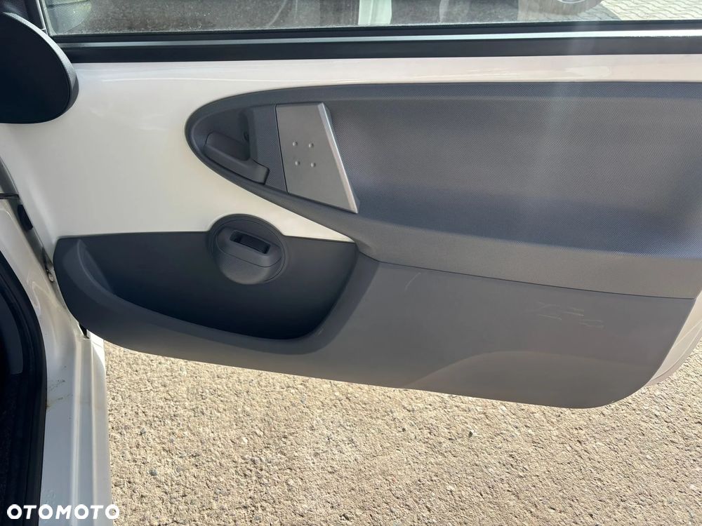 Peugeot 107 70 Filou - 18