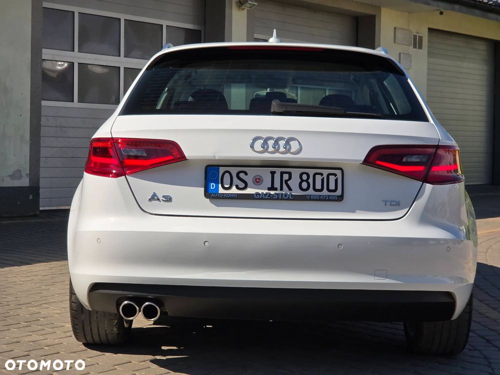 Audi A3 Sportback 2.0 TDI Ambiente - 13