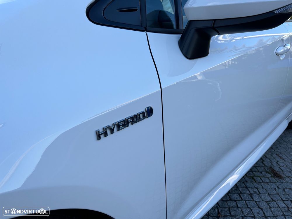 Toyota Corolla 1.8 Hybrid Comfort - 18