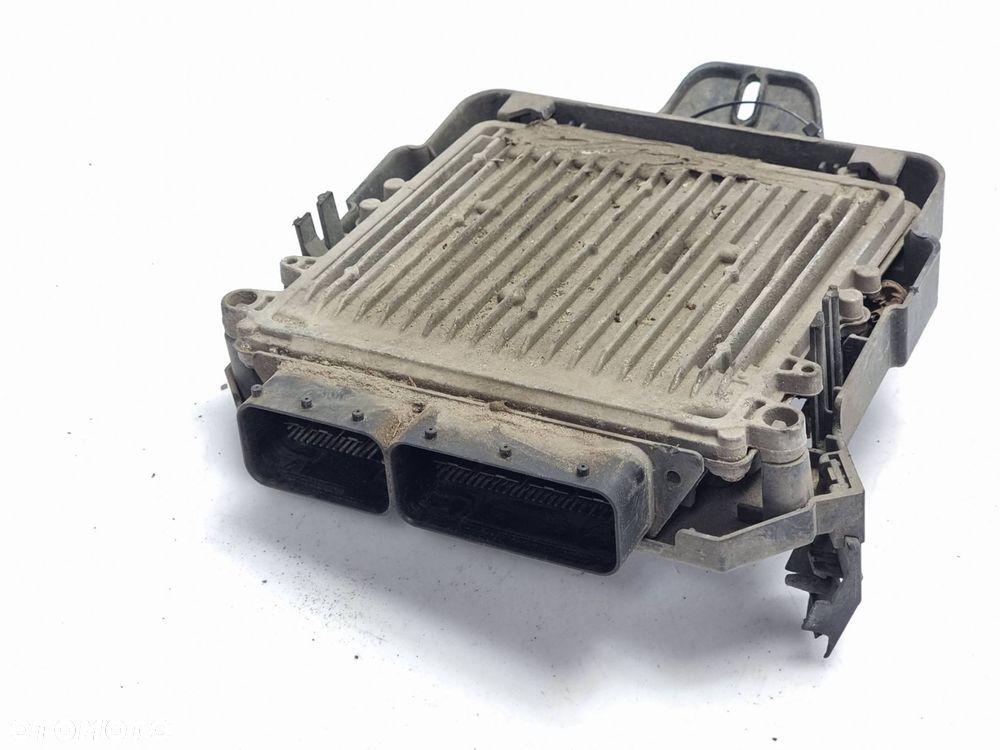 KOMPUTER SILNIKA ECU MERCEDES SPRINTER W906 A6461506272 - 2