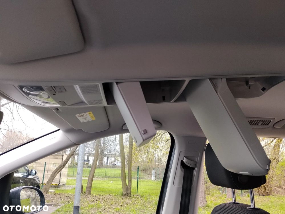 Volkswagen Sharan 2.0 TDI BMT Comfortline - 31