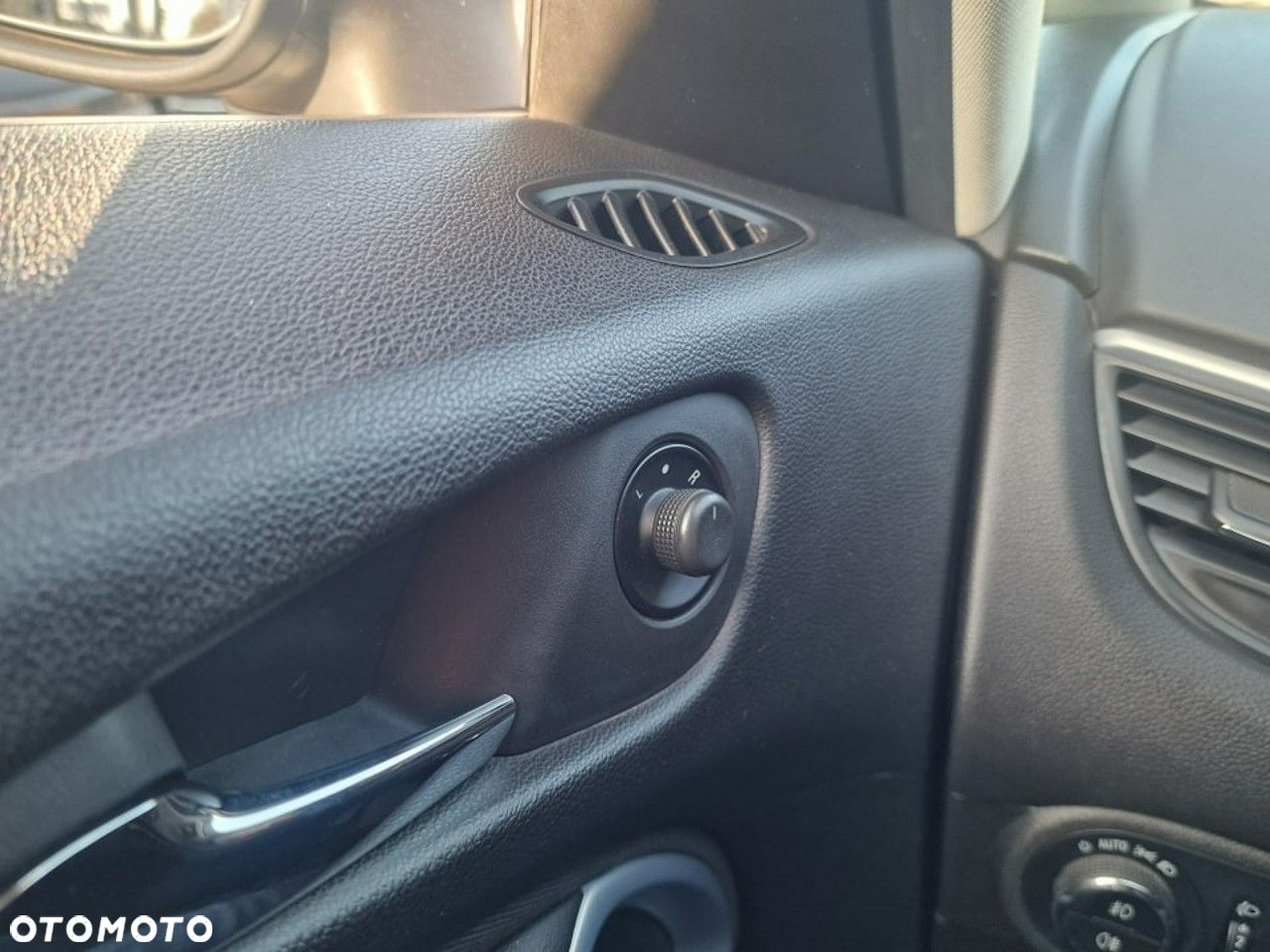 Opel Zafira Tourer 2.0 CDTI Automatik Active - 11