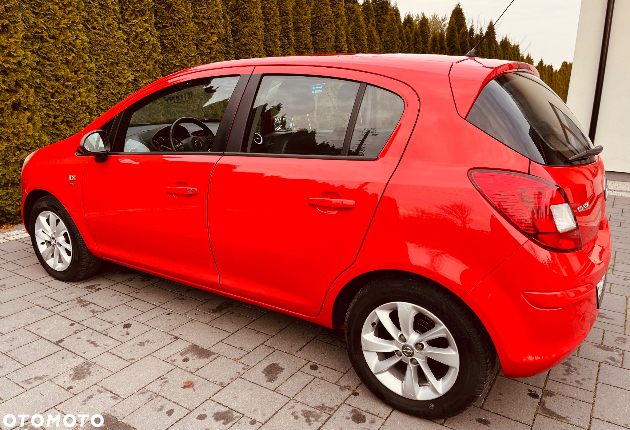 Opel Corsa 1.2 16V Edition / Active - 11