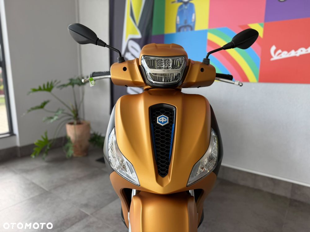 Piaggio Medley - 11