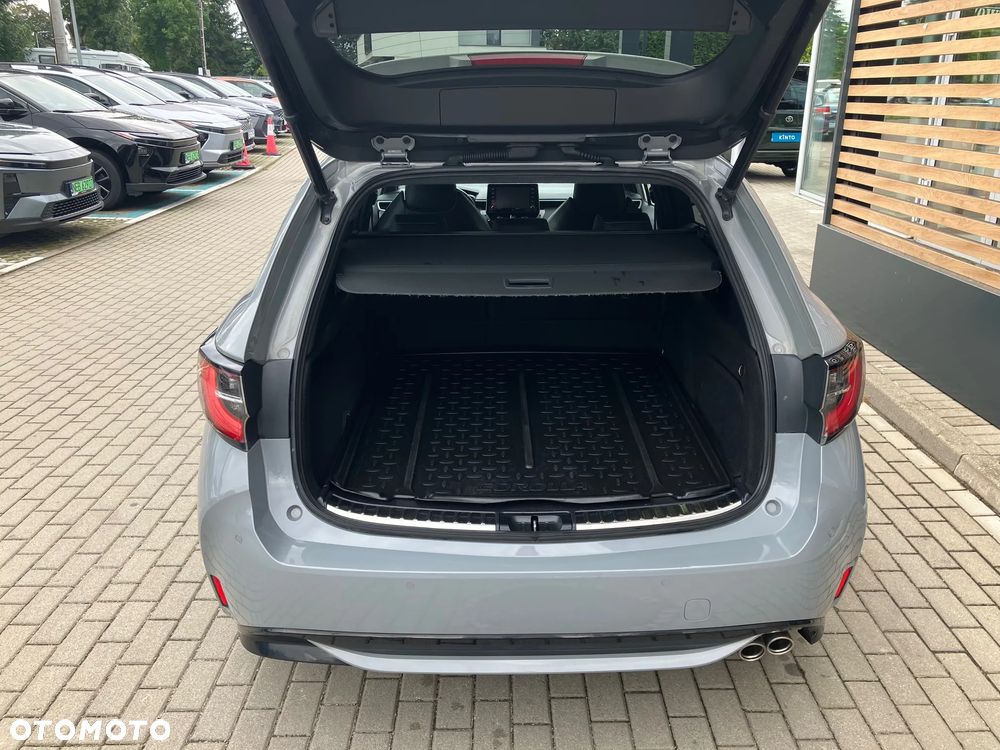 Toyota Corolla 2.0 Hybrid Executive - 8
