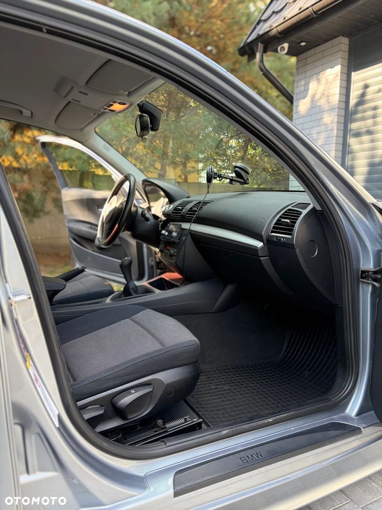 BMW Seria 1 120d - 2