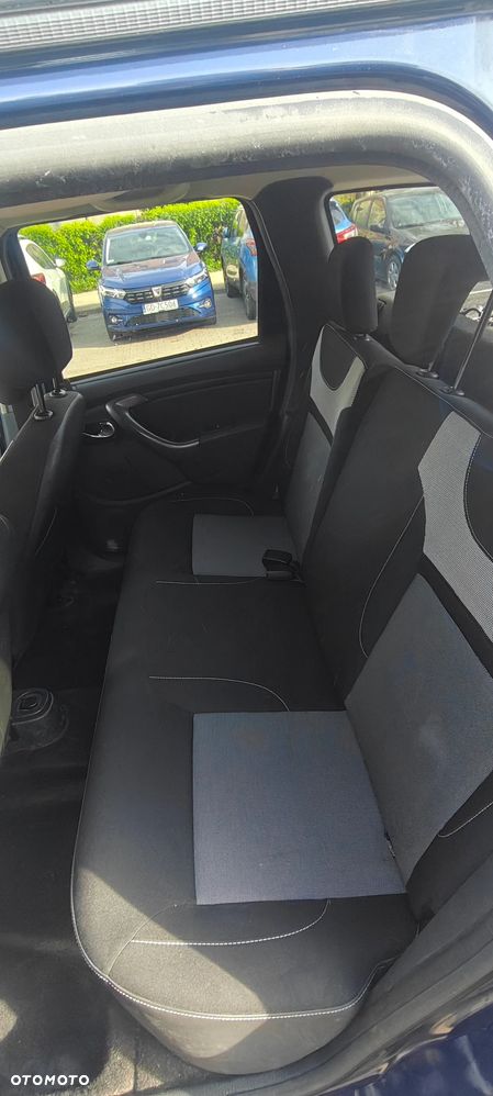 Dacia Duster 1.6 SCe Laureate S&S - 24