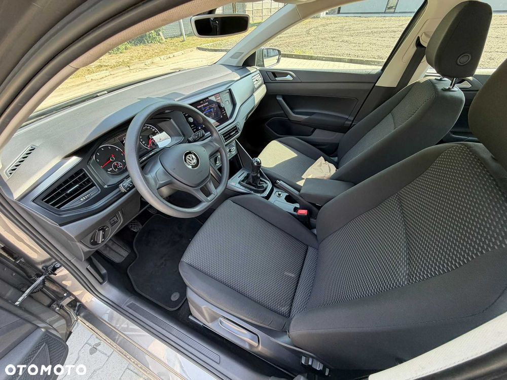 Volkswagen Polo - 5