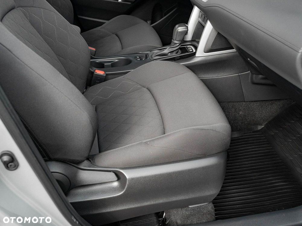 Toyota Corolla Cross - 31