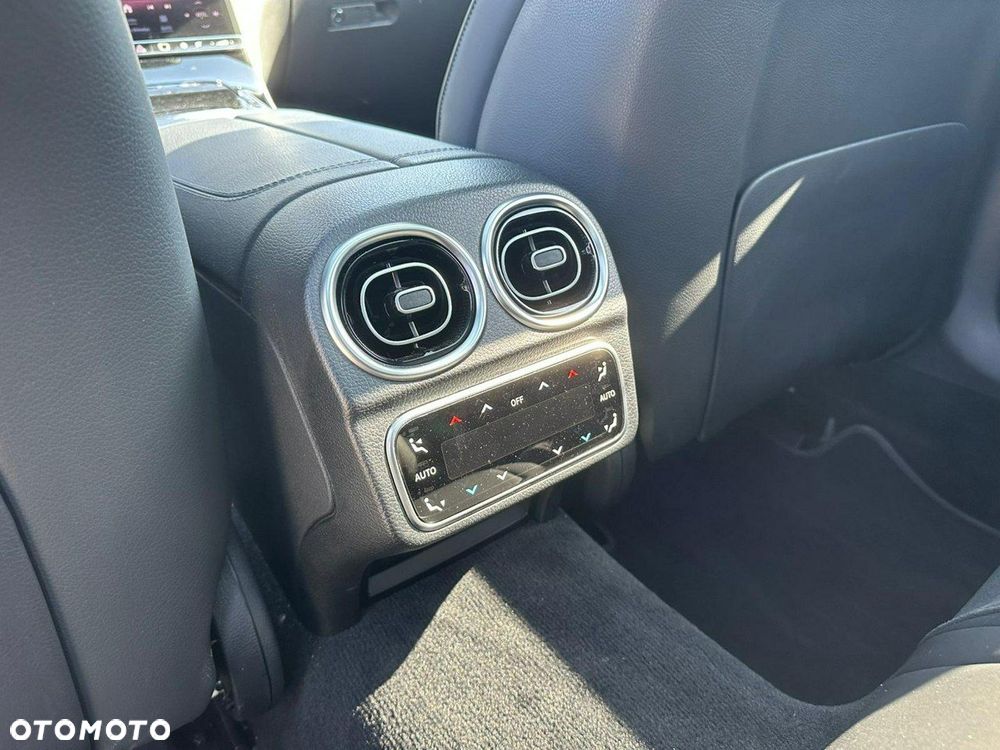 Mercedes-Benz Klasa C - 24