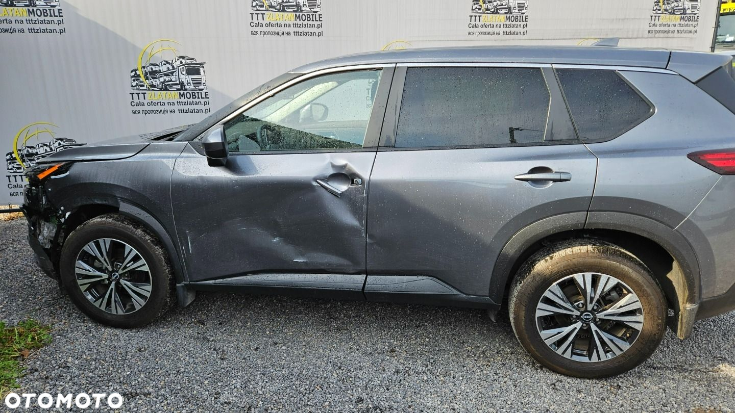 Nissan Rogue - 18