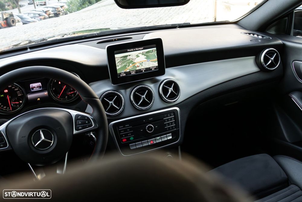 Mercedes-Benz CLA 180 d AMG Line - 27