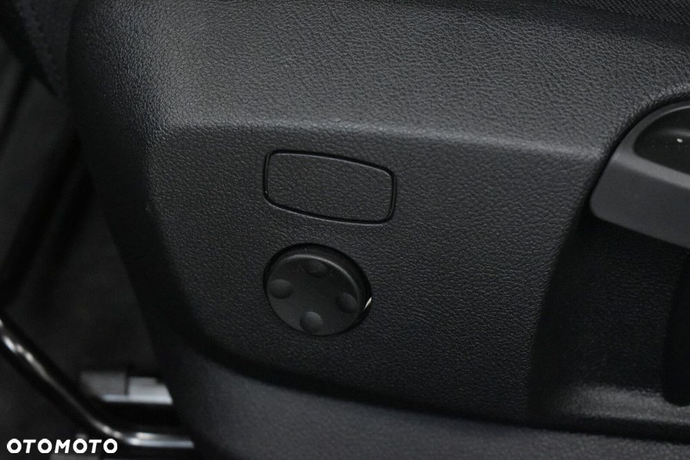 BMW Seria 1 118i Advantage - 10