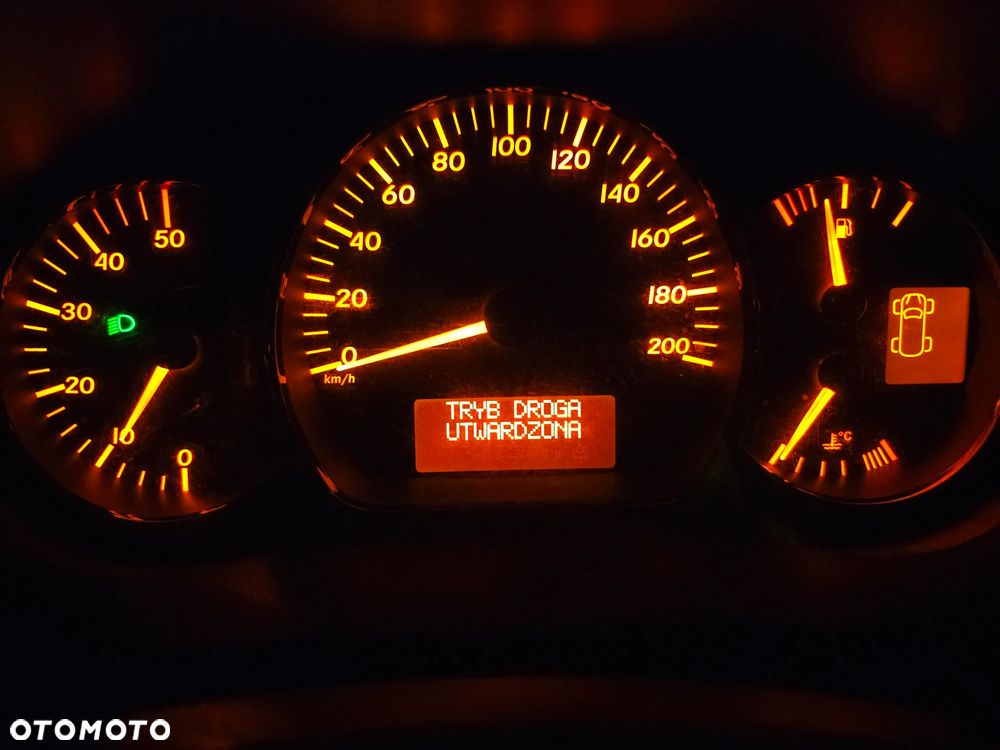 Mercedes-Benz Citan 109 CDI, 1,5 D, 90KM, FV23%, salon PL - 16