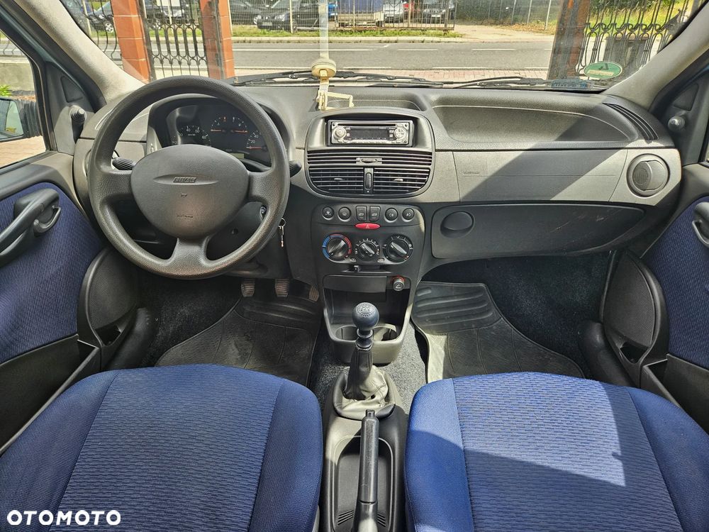 Fiat Punto - 5
