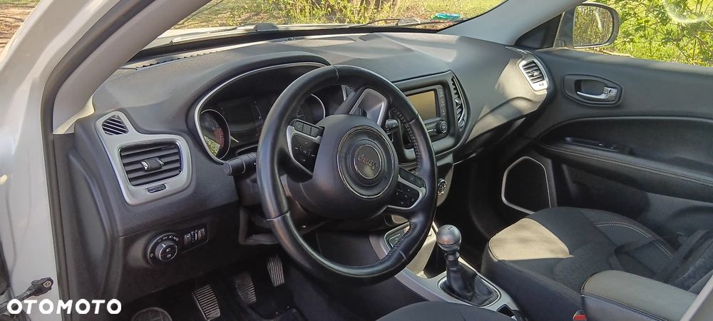 Jeep Compass 1.4 TMair Longitude FWD S&S - 6