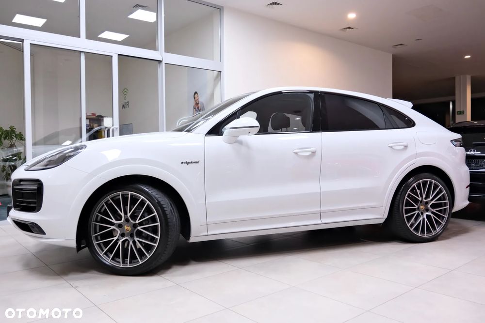 Porsche Cayenne Coupe E-Hybrid Platinum Edition - 19