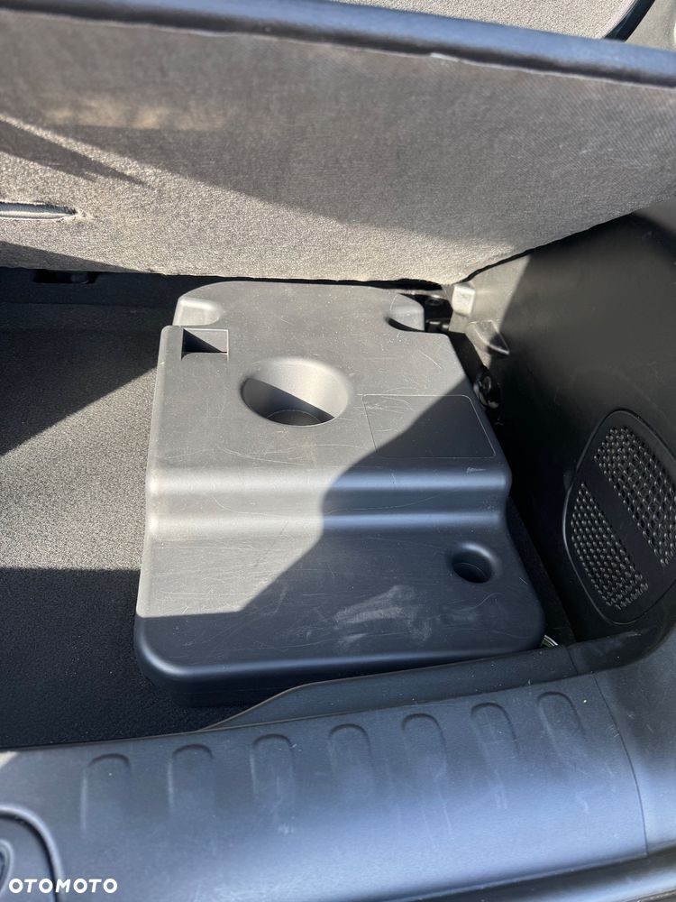 Fiat 500L 1.4 16V T-Jet Beats Edition - 10